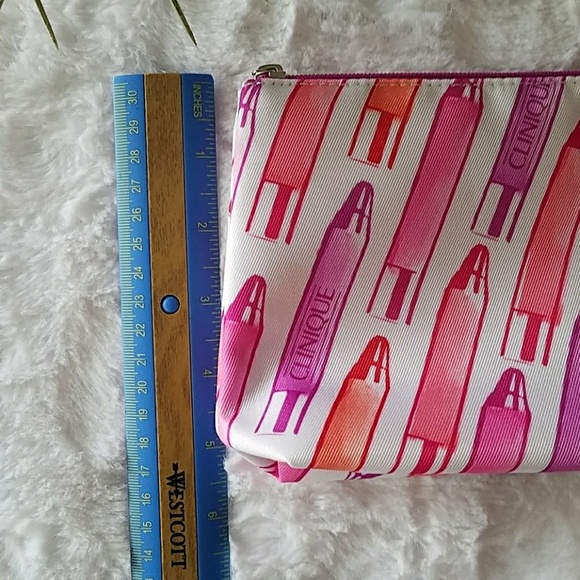 💥SEE NEW LISTING💥 Cosmetic Case NWOT - Picture 5 of 8